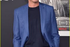 robert-downey-jr-sr-premiere-with-son-indio-16