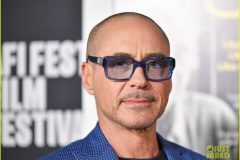 robert-downey-jr-sr-premiere-with-son-indio-25