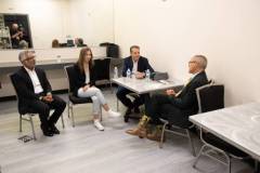 AUSTIN, TEXAS - MARCH 11: (L-R) Hari Ravichandran, Maria Konnikova, Eric O?Neill, and Robert Downey Jr. speak backstage before the 'Online Crime: An American Crisis' SXSW panel on March 11, 2023 in Austin, Texas. (Photo by Mat Hayward/Getty Images for Aura )