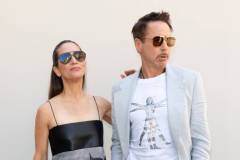 PARIS, FRANCE - OCTOBER 02: (EDITORIAL USE ONLY - For Non-Editorial use please seek approval from Fashion House) (L-R) Susan Downey and Robert Downey Jr attend the Stella McCartney Womenswear Spring/Summer 2024 show as part of Paris Fashion Week  on October 02, 2023 in Paris, France. (Photo by Marc Piasecki/WireImage)