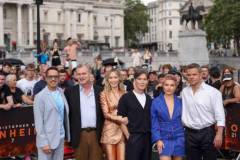 LONDON, ENGLAND - JULY 12: Christopher Nolan, Cillian Murphy, Emily Blunt, Robert Downey Jr, Florence Pugh and Matt Damon attend a photocall for "Oppenheimer" at Trafalgar Square on July 12, 2023 in London, England. (Photo by Mike Marsland/WireImage)