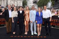LONDON, ENGLAND - JULY 12: (L-R) Christopher Nolan, Emma Thomas, Cillian Murphy, Emily Blunt, Robert Downey Jr., Florence Pugh and Matt Damon attend the London Photocall for Universal Pictures' "Oppenheimer" at Trafalgar Square on July 12, 2023 in London, England. (Photo by Neil P. Mockford/Getty Images for Universal Pictures)