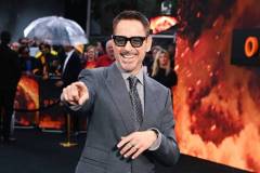 LONDON, ENGLAND - JULY 13: Robert Downey Jr. attends UK Premiere of "Oppenheimer" at the Odeon Luxe Leicester Square on July 13, 2023 in London, England. (Photo by Alan Chapman/Dave Benett/WireImage)