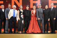 LONDON, ENGLAND - JULY 13: (L to R) Matt Damon, Josh Hartnett, Tom Conti, Emily Blunt, Cillian Murphy, Florence Pugh, Robert Downey Jr., Rami Malek and Christopher Nolan attend UK Premiere of "Oppenheimer" at the Odeon Luxe Leicester Square on July 13, 2023 in London, England. (Photo by Alan Chapman/Dave Benett/WireImage)