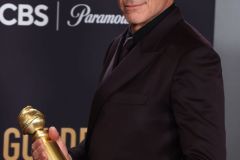 80336770gy1hlm5uka1uxj22gm3idnil