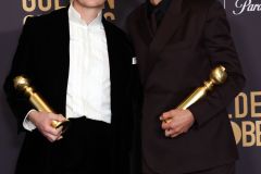 80336770gy1hlm68ub6hbj22pb3i1wzq