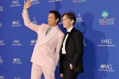 PALM SPRINGS, CALIFORNIA - JANUARY 04: (L-R) Robert Downey Jr. and Cillian Murphy attend the 2024 Palm Springs International Film Festival Film Awards at Palm Springs Convention Center on January 04, 2024 in Palm Springs, California. (Photo by Kevin Winter/Getty Images)