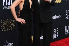 80336770gy1hlu0fc107mj22l63vs7wh