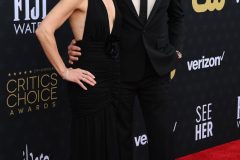 80336770gy1hlu0fdplo7j22r044ihdt