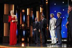 SANTA MONICA, CALIFORNIA - JANUARY 14: (L-R) Emily Blunt, David Krumholtz, Robert Downey Jr., Alden Ehrenreic, and Cillian Murphy accept the Best Acting Ensemble Award for 'Oppenheimer' onstage during the 29th Annual Critics Choice Awards at Barker Hangar on January 14, 2024 in Santa Monica, California. (Photo by Kevin Mazur/Getty Images for Critics Choice Association)