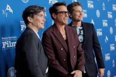 SANTA BARBARA, CALIFORNIA - FEBRUARY 09: (L-R) Cillian Murphy, Robert Downey Jr. and Rob Lowe attend the Maltin Modern Master Award during the 39th Annual Santa Barbara International Film Festival on February 09, 2024 in Santa Barbara, California. (Photo by Tibrina Hobson/Getty Images for SBIFF)