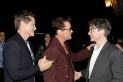 SANTA BARBARA, CALIFORNIA - FEBRUARY 09: (L-R) Rob Lowe, Robert Downey Jr. and Cillian Murphy attend the Maltin Modern Master Award during the 39th Annual Santa Barbara International Film Festival on February 09, 2024 in Santa Barbara, California. (Photo by Tibrina Hobson/Getty Images for SBIFF)