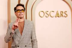 Beverly Hills , CA - February 12: Robert Downey Jr. arriving at the 2024 Oscars Nominees Luncheon Red Carpet at the  The Beverly Hilton Hotel  in Beverly Hills , CA, Monday, Feb. 12, 2024. (Michael Blackshire / Los Angeles Times via Getty Images)