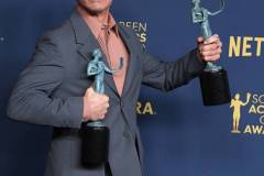 LOS ANGELES, CALIFORNIA - FEBRUARY 24: Robert Downey Jr. poses at the 30th Annual Screen Actors Guild Awards  at Shrine Auditorium and Expo Hall on February 24, 2024 in Los Angeles, California. (Photo by Steve Granitz/FilmMagic)