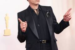 Hollywood, CA - March 10: Robert Downey, Jr. arriving on the red carpet at the 96th Annual Academy Awards in Dolby Theatre at Hollywood & Highland Center in Hollywood, CA, Sunday, March 10, 2024. (Christina House / Los Angeles Times via Getty Images)