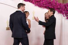 HOLLYWOOD, CALIFORNIA - MARCH 10: (L-R) Chris Hemsworth, Elsa Pataky, Susan Downey, and Robert Downey Jr. attend the 96th Annual Academy Awards on March 10, 2024 in Hollywood, California. (Photo by Kevin Mazur/Getty Images)