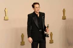 HOLLYWOOD, CALIFORNIA - MARCH 10: Robert Downey Jr., winner of the Best Actor in a Supporting Role award for ?Oppenheimer?, poses in the press room during the 96th Annual Academy Awards at Ovation Hollywood on March 10, 2024 in Hollywood, California. (Photo by Arturo Holmes/Getty Images)