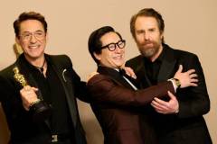 HOLLYWOOD, CALIFORNIA - MARCH 10: (L-R) Robert Downey Jr., winner of the Best Actor in a Supporting Role award for ?Oppenheimer?, Ke Huy Quan, and Sam Rockwell pose in the press room during the 96th Annual Academy Awards at Ovation Hollywood on March 10, 2024 in Hollywood, California. (Photo by Arturo Holmes/Getty Images)