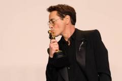 HOLLYWOOD, CALIFORNIA - MARCH 10: Robert Downey Jr., winner of the Best Actor in a Supporting Role award for ?Oppenheimer?, poses in the press room during the 96th Annual Academy Awards at Ovation Hollywood on March 10, 2024 in Hollywood, California. (Photo by John Shearer/WireImage)