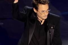 HOLLYWOOD, CALIFORNIA - MARCH 10: Robert Downey Jr. accepts the Best Actor in a Supporting Role for "Oppenheimer" onstage during the 96th Annual Academy Awards at Dolby Theatre on March 10, 2024 in Hollywood, California. (Photo by Kevin Winter/Getty Images)