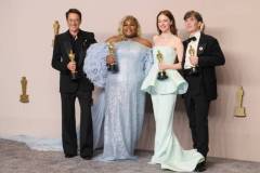 HOLLYWOOD, CALIFORNIA - MARCH 10: Robert Downey Jr., Da'Vine Joy Randolph, Emma Stone, and Cillian Murphy pose in the press room during the 96th Annual Academy Awards at Ovation Hollywood on March 10, 2024 in Hollywood, California. (Photo by Rodin Eckenroth/Getty Images)