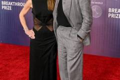 LOS ANGELES, CALIFORNIA - APRIL 13: (L-R) Susan Downey and Robert Downey Jr. attend the 10th Breakthrough Prize Ceremony at the Academy of Motion Picture Arts and Sciences on April 13, 2024 in Los Angeles, California. (Photo by Jon Kopaloff/Getty Images for Breakthrough Prize)