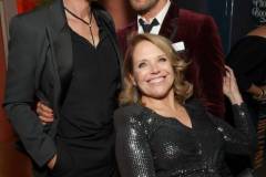 BEVERLY HILLS, CALIFORNIA - MARCH 02: EXCLUSIVE COVERAGE (L-R) Robert Downey Jr., Justin Theroux, and Katie Couric attend the 2025 Vanity Fair Oscar Party Hosted By Radhika Jones at Wallis Annenberg Center for the Performing Arts on March 02, 2025 in Beverly Hills, California. (Photo by Kevin Mazur/VF25/WireImage for Vanity Fair)