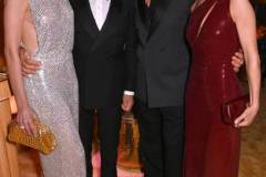 BEVERLY HILLS, CALIFORNIA - MARCH 02: EXCLUSIVE COVERAGE (L-R) Daniela Lavender, Ben Kingsley, Robert Downey Jr. and Susan Downey attend the 2025 Vanity Fair Oscar Party Hosted By Radhika Jones at Wallis Annenberg Center for the Performing Arts on March 02, 2025 in Beverly Hills, California. (Photo by Dave Benett/VF25/WireImage for Vanity Fair)